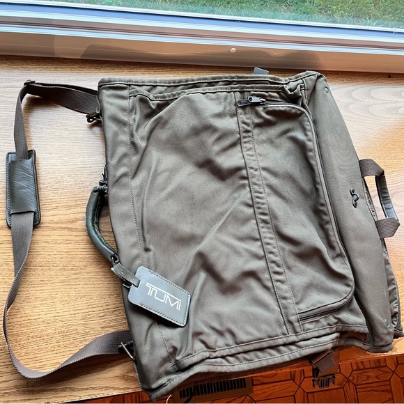 Tumi luggage set: garment bag and weekender duffel bag canvas leather trim - Picture 2 of 13
